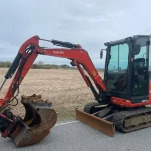 Kubota U27-4+3 Godets-Mini-pelle 2,7 t avec attache rotative